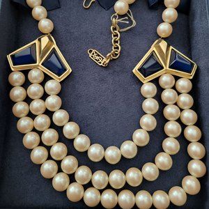 YSL YVES SAINT LAURENT HUGE VINTAGE STATEMENT NECKLACE